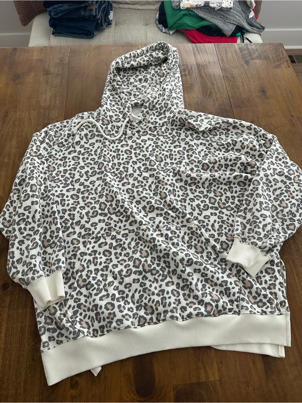 American Eagle Outfitters Cream Leopard Print Hoodie